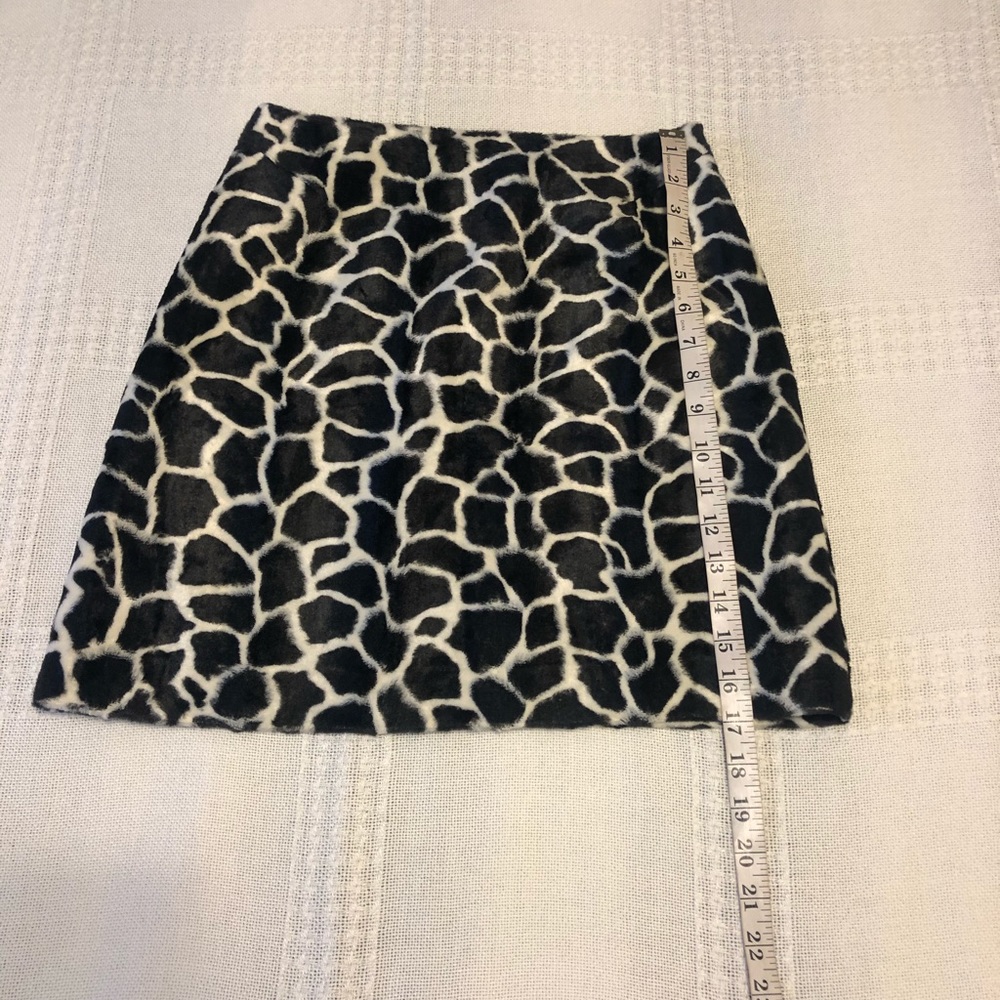 Beautiful women’s skirt - Picture 5 of 6